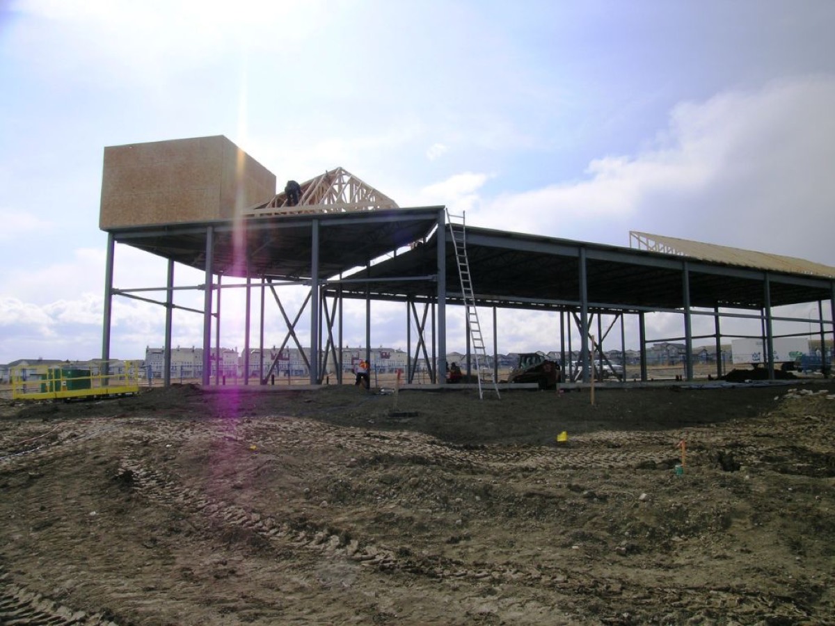 Westmount Plaza before renovation